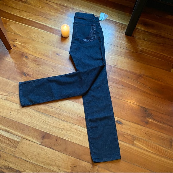 NYDJ Jeans slim jeans 32 inch inseam with bling back pockets! - Picture 6 of 13